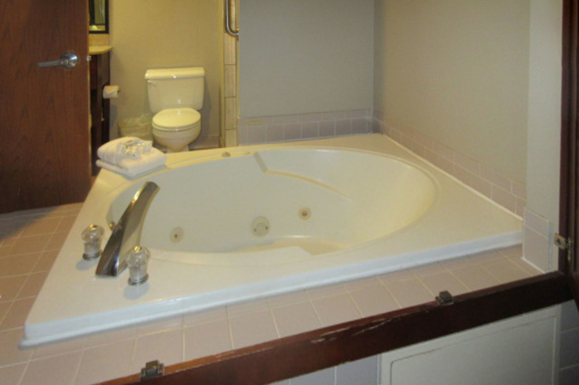 Comfort Sw I-80 Inn